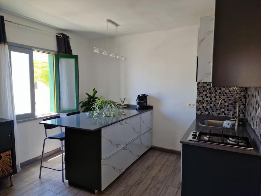 Rockbeach Bungalow Коста-Тегисе Экстерьер фото